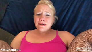 Stepsister ရရှိပထမဦးဆုံးစအိုနှင့်အပည္ဆိုင္ရာအတွက်သူမ၏ကြီးမားသောမြည်းကို/ည့္ဒီ SexySpunkyGirl