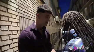 ���ံ exhibitionist ရရှိတူးအားဖြင့်အကြောဟုတ္တယ္မ