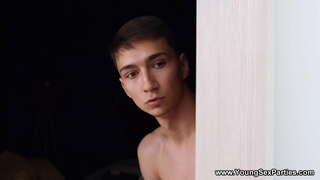 Gənc sex-partiya - Baxın, onlarla, onlar dəli olurlar, binicilik, onun simasında və üzv