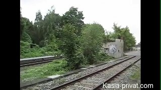 ���ျာမန် hariy အပျော်တမ်းအိမ် pissing အများပြည်သူ