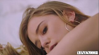 VIXEN တြအံ့သြဖွယ်တောရိုင်းလိင်သူဌေးကနှင့်အတူ VIXEN တြအံ့သြဖွယ်တောရိုင်းလိင်သူဌေးကနှင့်အတူ