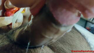 Desi indiese gf gee bj haar bf in&#039;n hotel kamer met&#039;n duidelike stem hindi